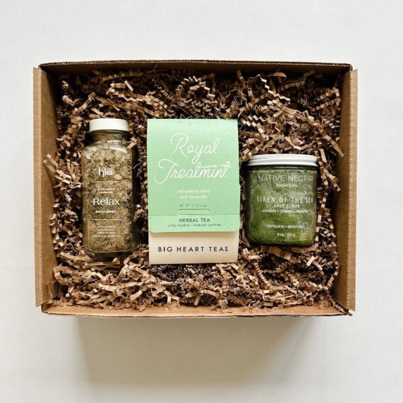 Klei relax bath soak, royal treatment tea and native nectar body scrub make a cute collection in green.